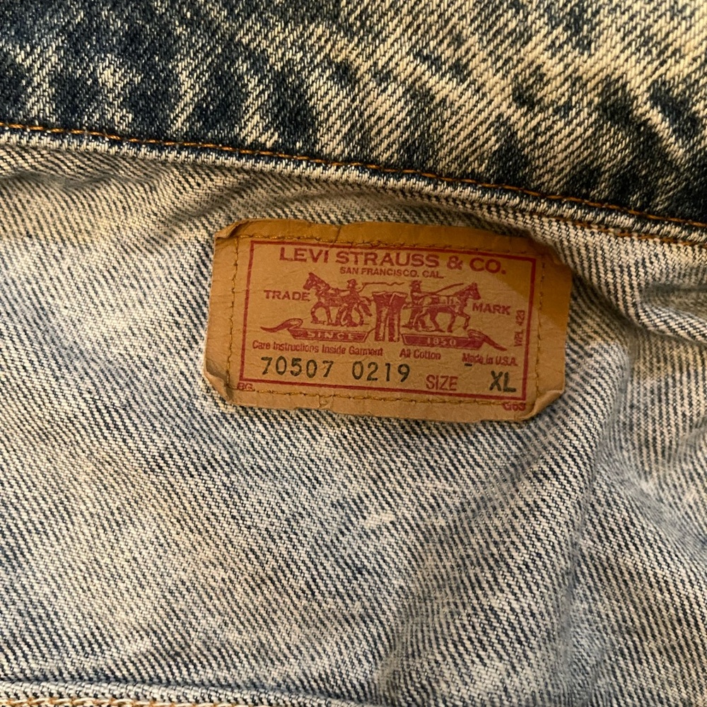 Levi’s VTG Acid Wash Denim Jacket - Picture 6 of 13
